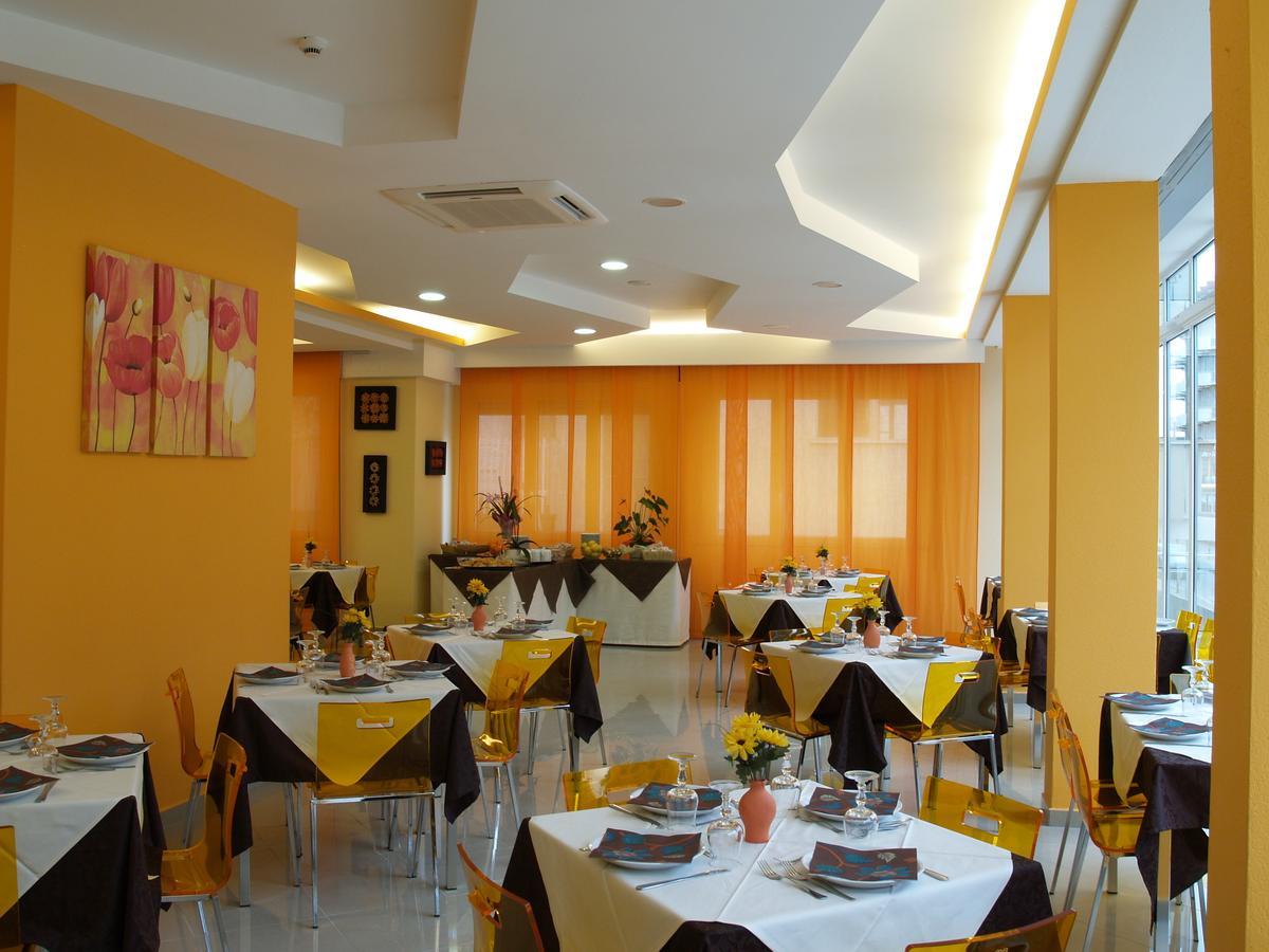 Hotel Austria Rimini Dış mekan fotoğraf